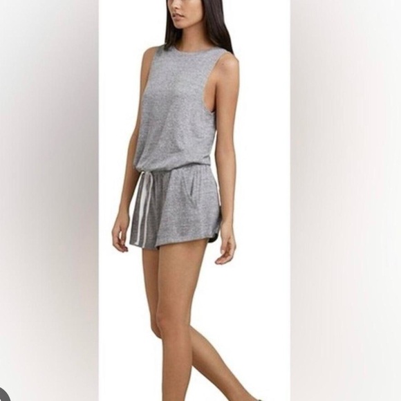 Wilfred Free Aritzia Brand playsuit romper - Picture 2 of 9